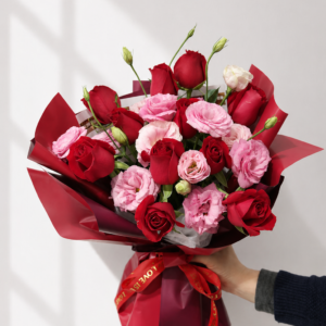 紅玫瑰桔梗花束