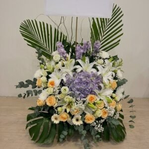 紫繡球白百合花籃